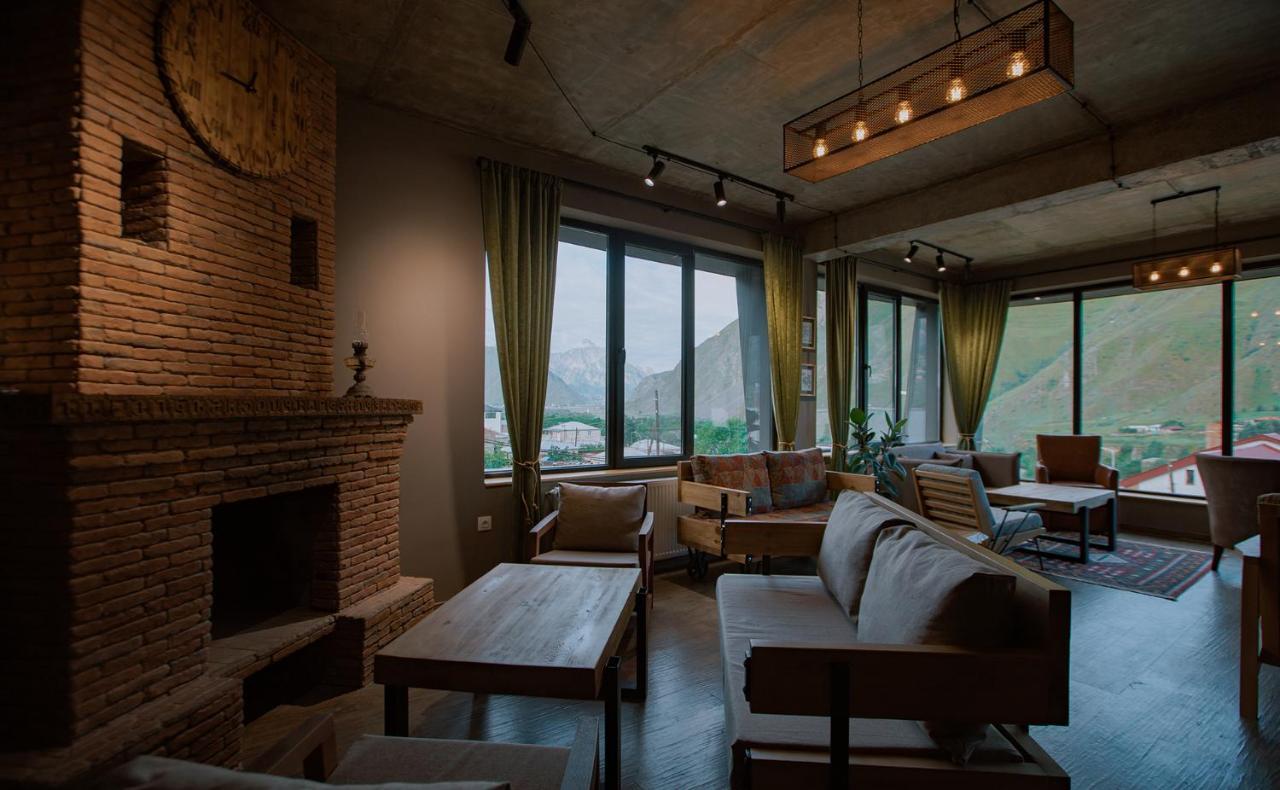 Northgate Hotel Kazbegi Exterior photo