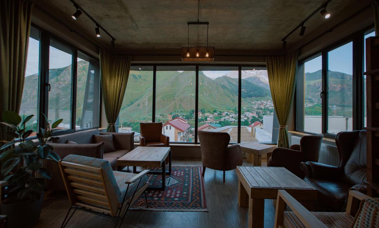 Northgate Hotel Kazbegi Exterior photo